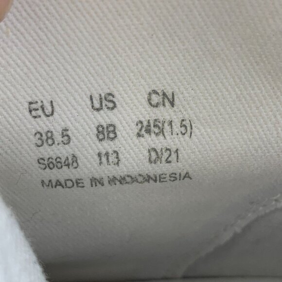 NIB Stuart Weitzman Hightop Shoes In White Size 38.5 - Picture 10 of 12